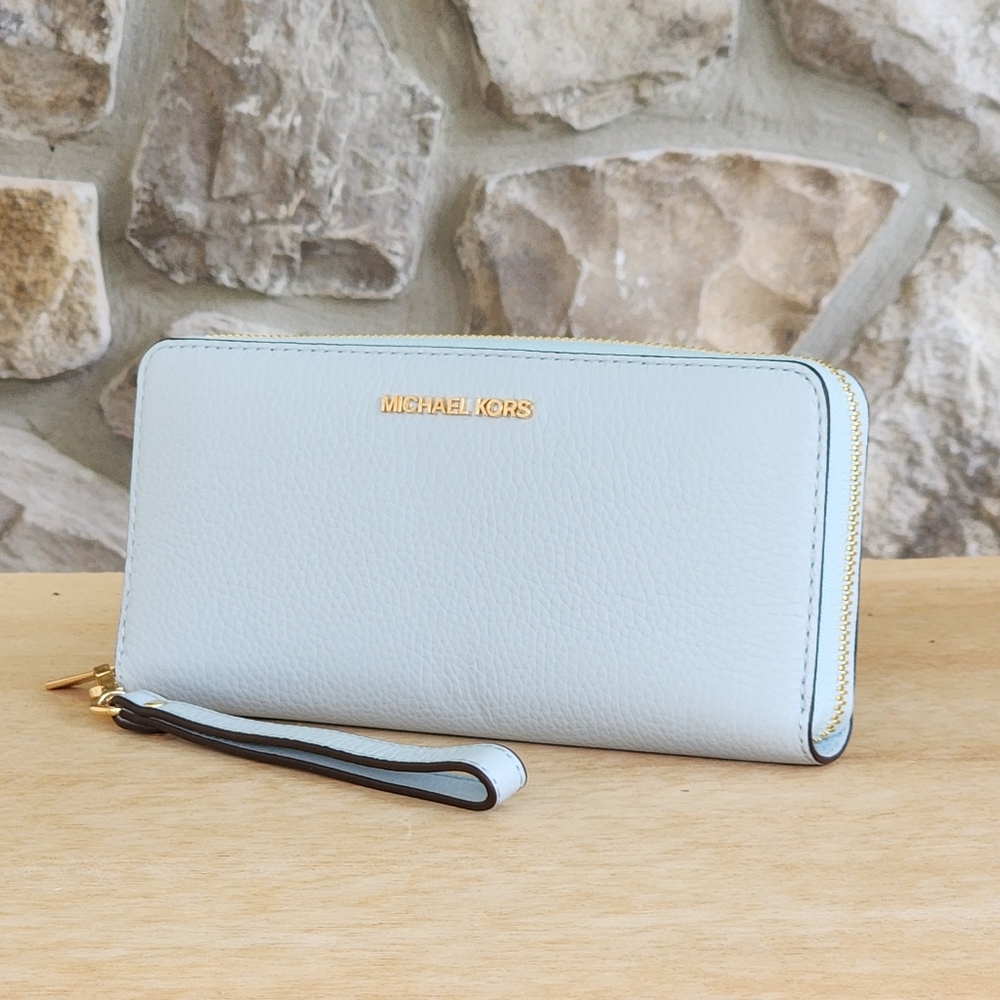 Michael Kors Jet Set Continental LG Wristlet Blue